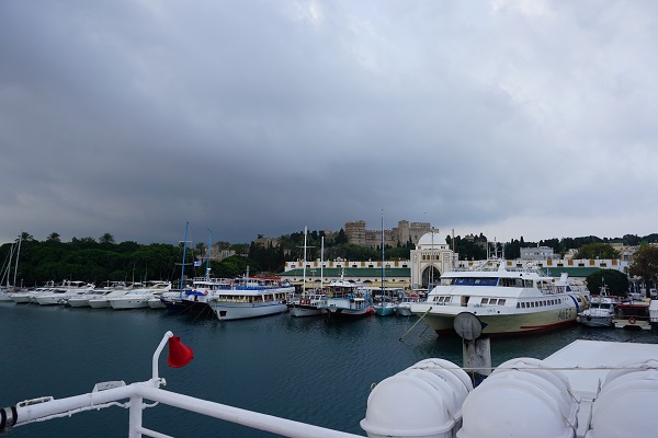 Bilder Foto Galerie Reisen Travel Com Insel Rhodos Yachthafen Rhodos Stadt Grossmeisterpalast