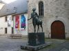 Luxemburg-Moderne-Kunst-Skulptur-Theatr-des-Capusins.JPG