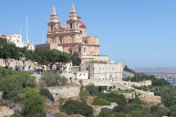 Foto: Insel Malta die Pfarrkirche St. Maria in Mellieha auf der Urlaub Insel Malta